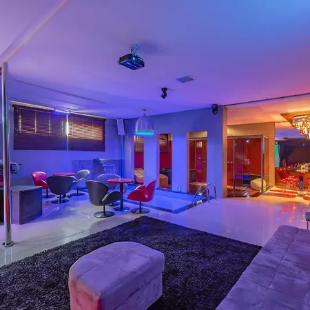 Hotel do amor Assahi (adults Only)